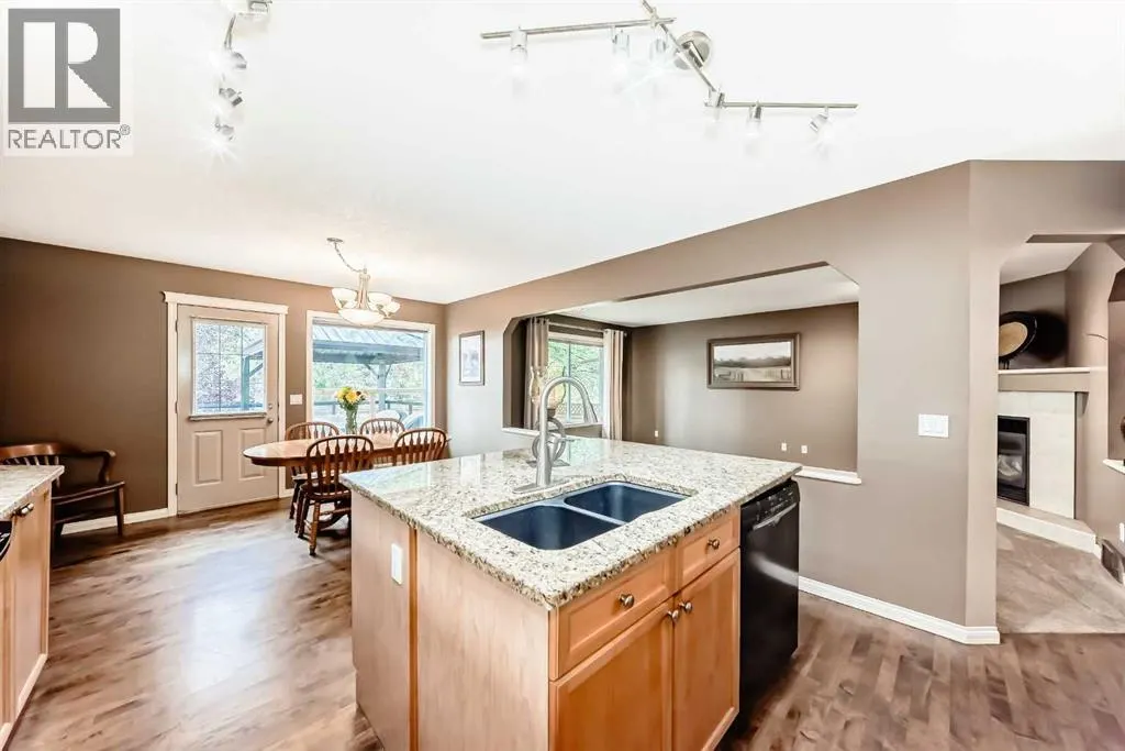 343 OAKMERE Way