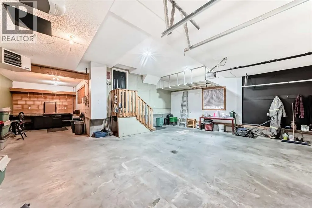 343 OAKMERE Way