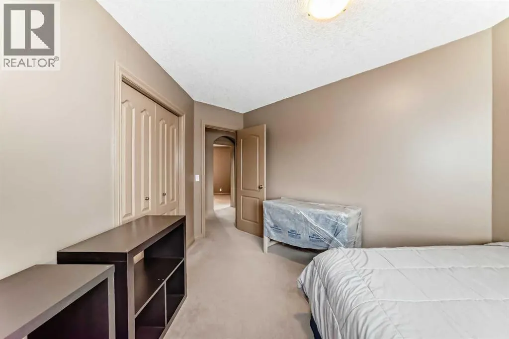 102 WEST CREEK Mews