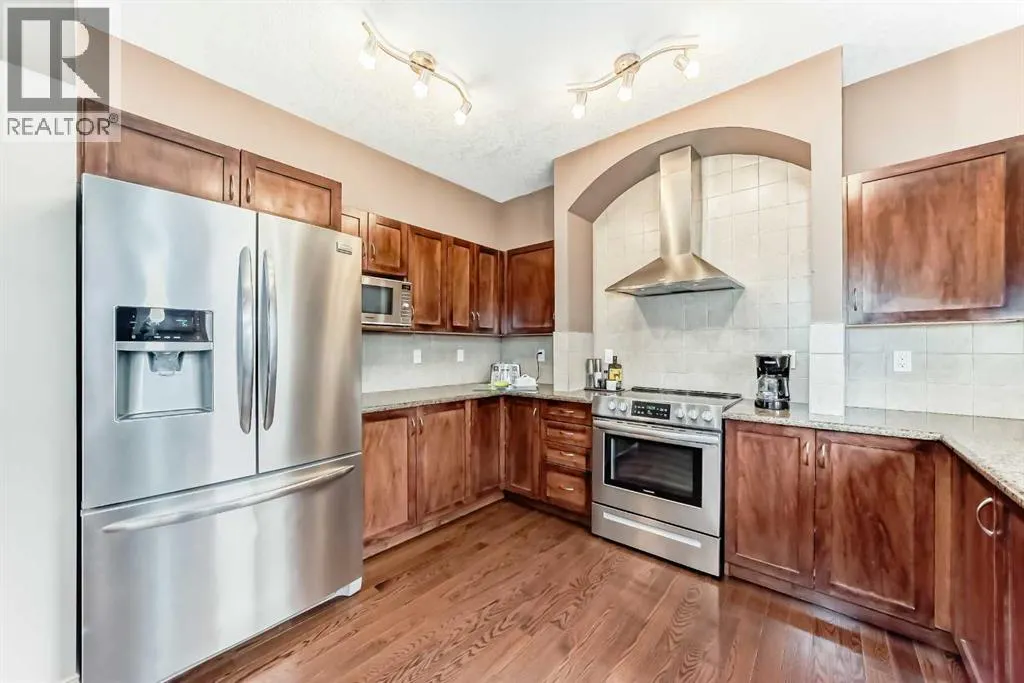 102 WEST CREEK Mews