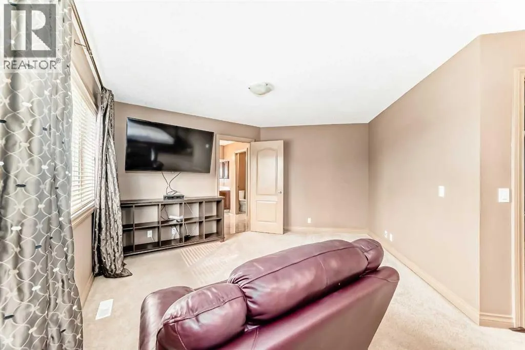 102 WEST CREEK Mews