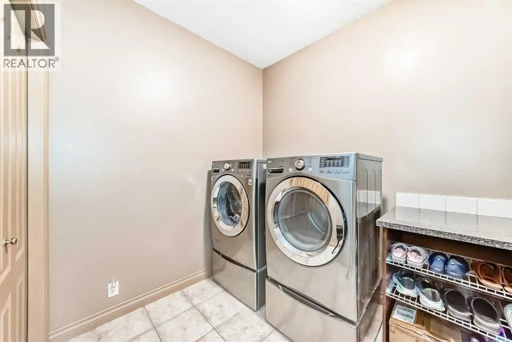 102 WEST CREEK Mews