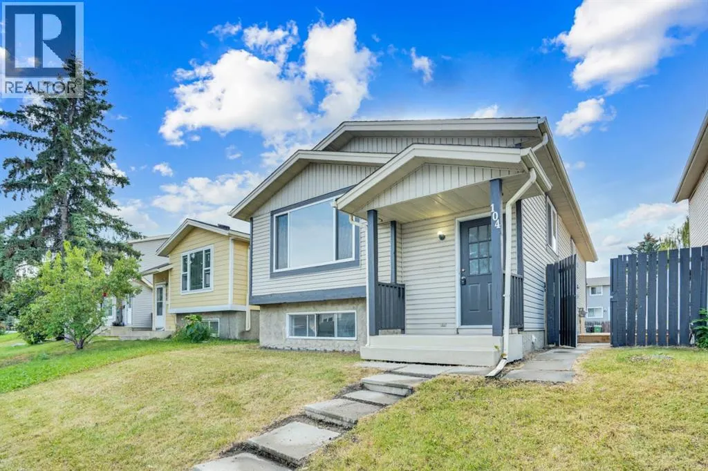 104 castlegreen Close NE