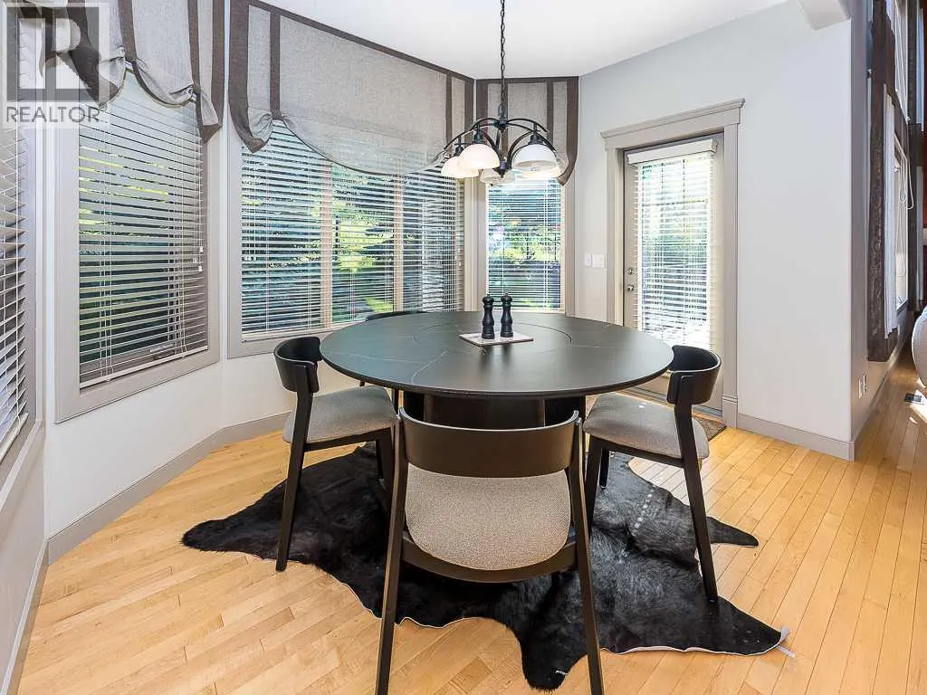 91 Discovery Ridge Boulevard SW