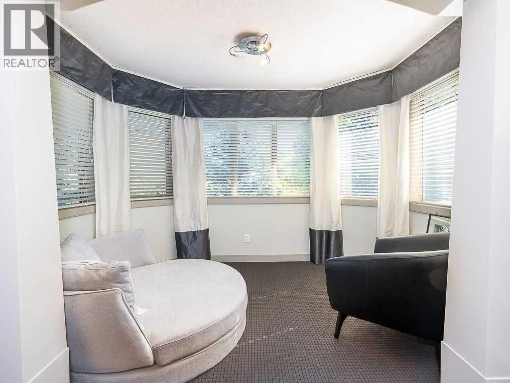 91 Discovery Ridge Boulevard SW