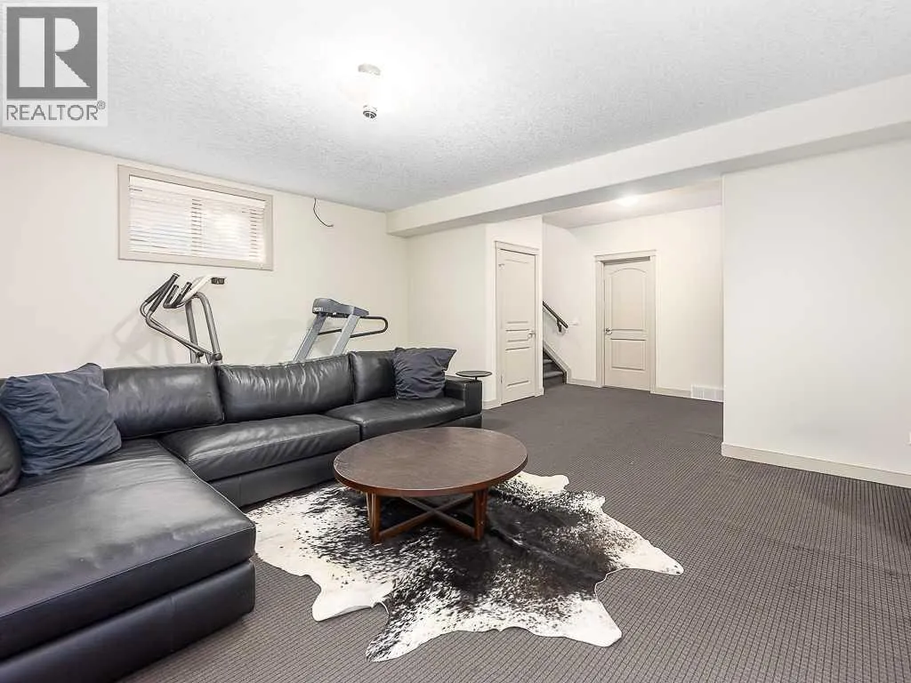 91 Discovery Ridge Boulevard SW