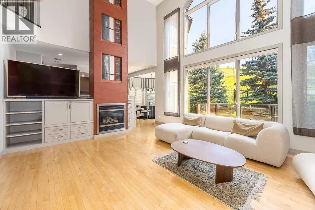91 Discovery Ridge Boulevard SW