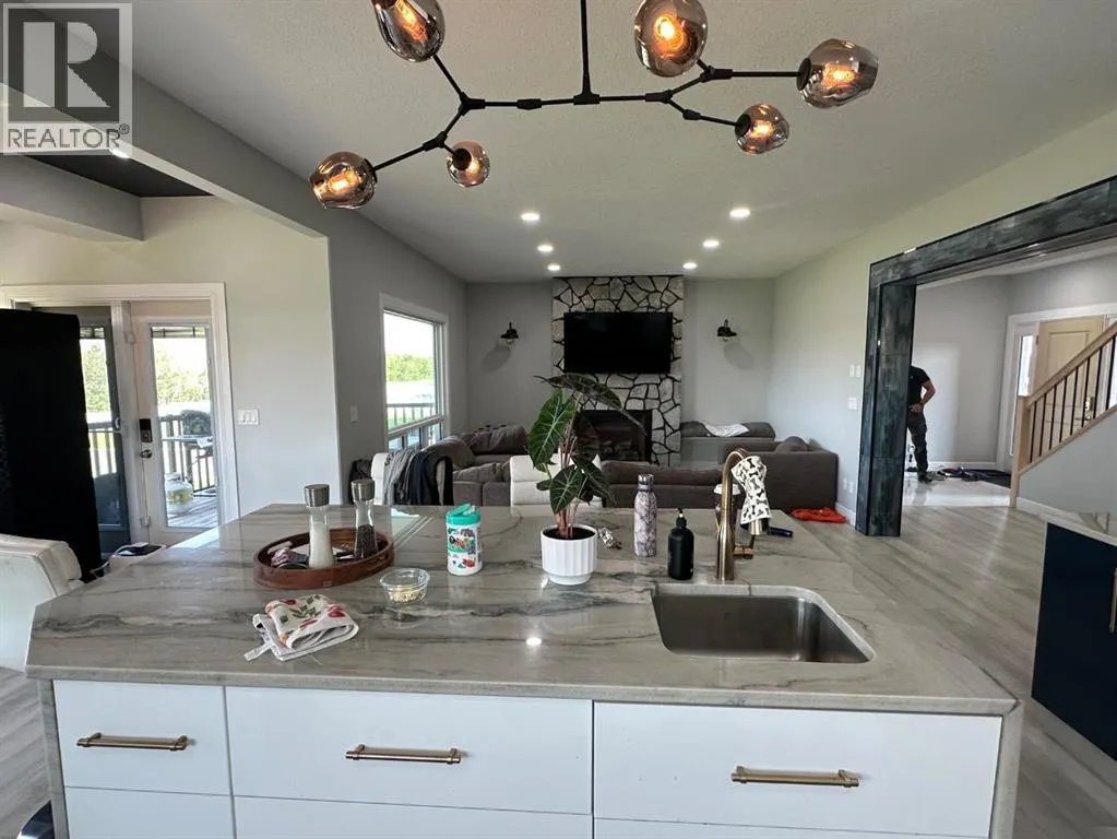 7702 Devonshire Lane
