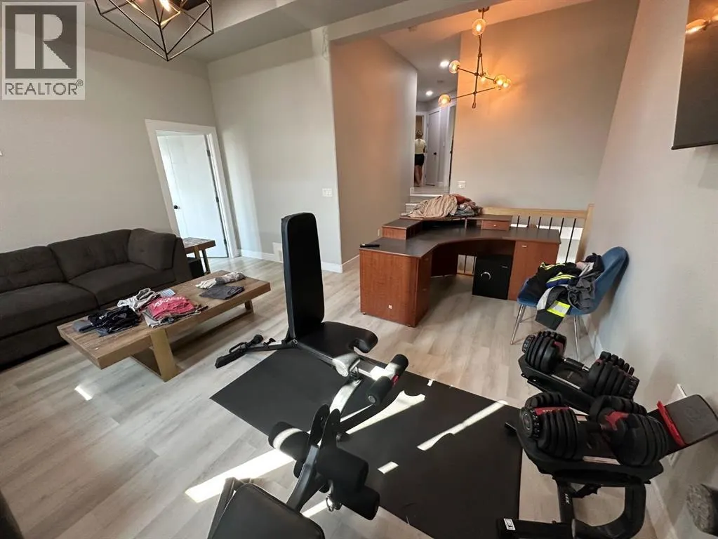 7702 Devonshire Lane