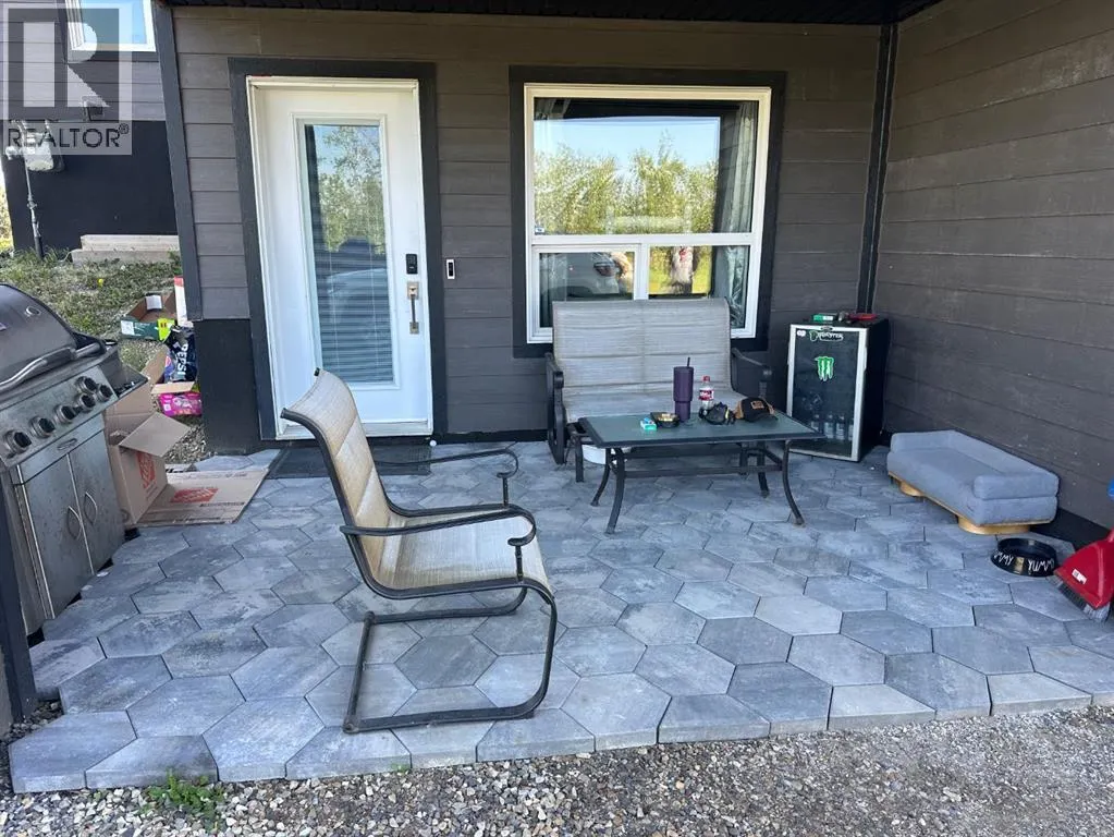 7702 Devonshire Lane