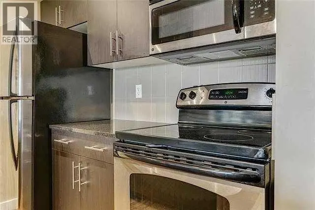 1410, 625 Glenbow Drive