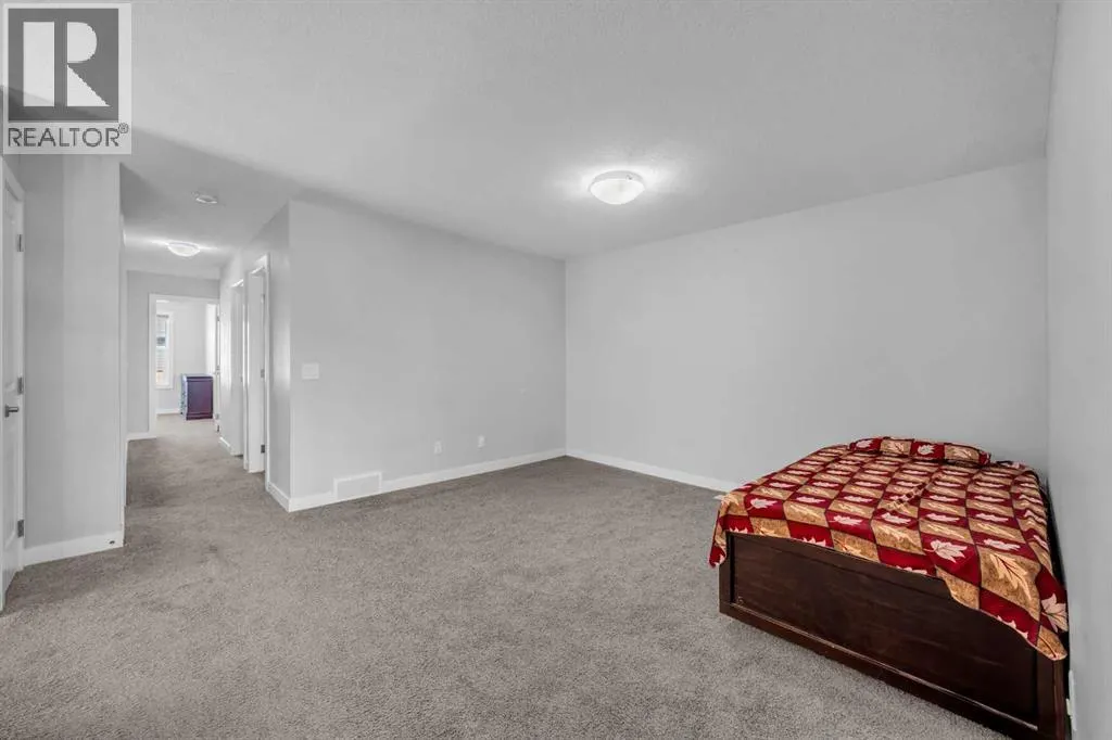 156 Cornerbrook Common NE