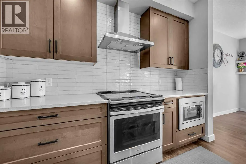 156 Cornerbrook Common NE
