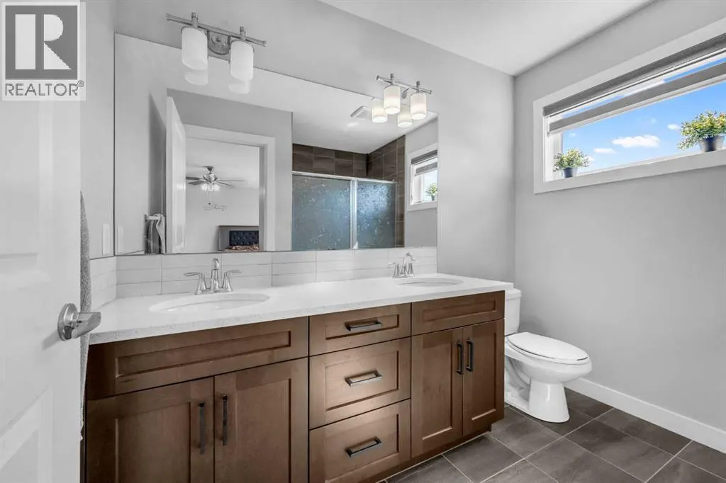 156 Cornerbrook Common NE