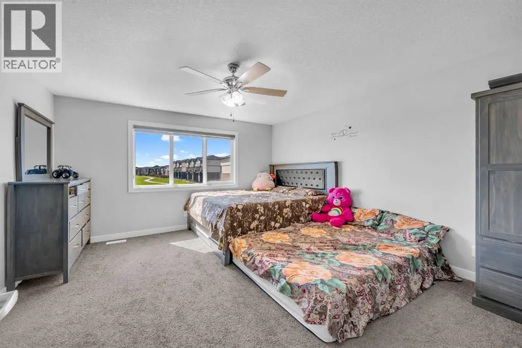 156 Cornerbrook Common NE
