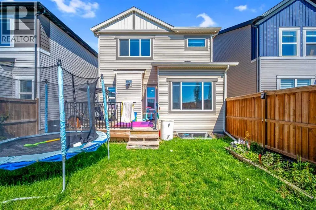 156 Cornerbrook Common NE