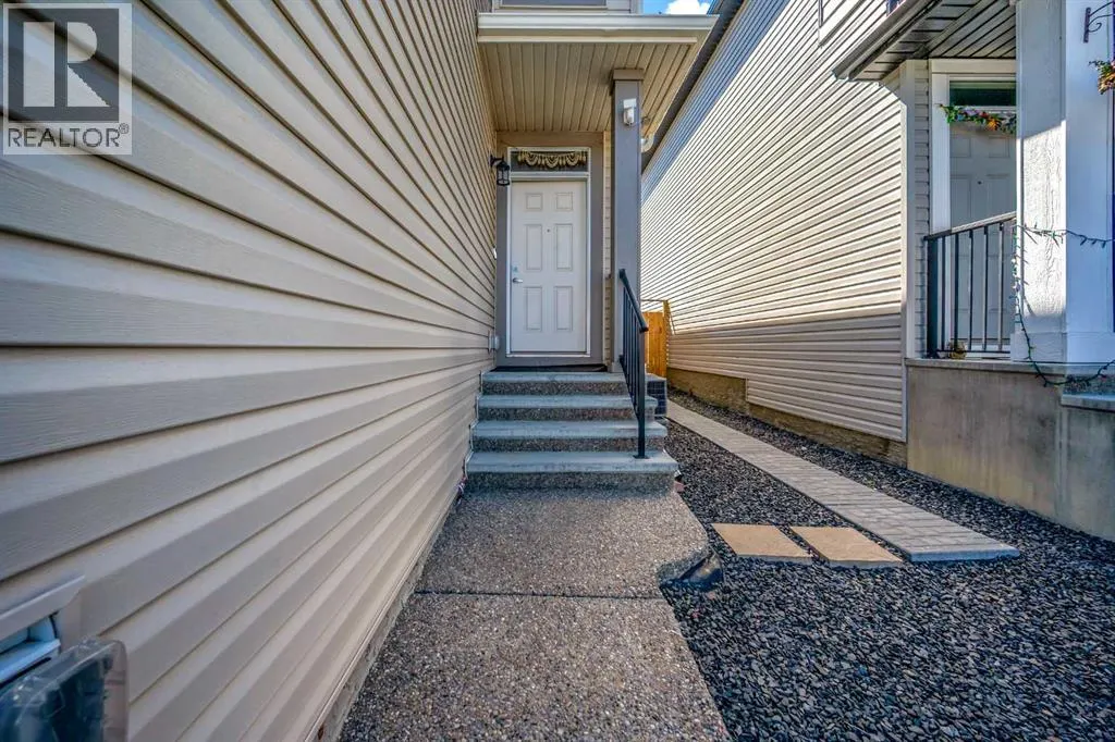 156 Cornerbrook Common NE