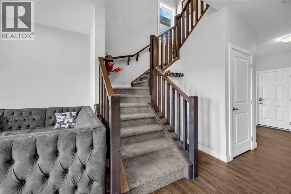 156 Cornerbrook Common NE