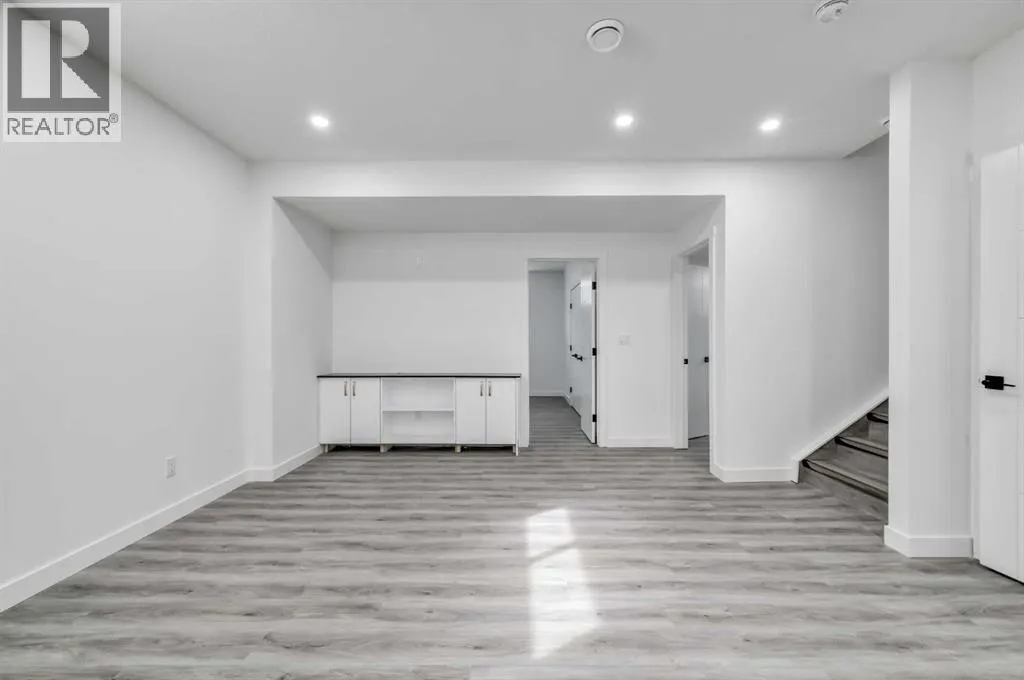 36 Magnolia Crescent SE