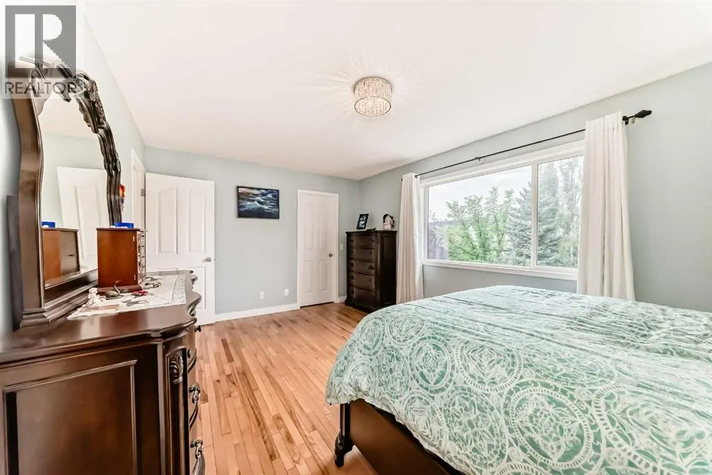 54 Cougarstone Mews SW