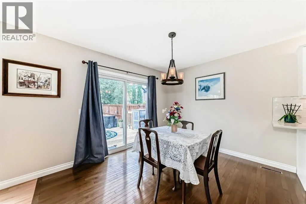 54 Cougarstone Mews SW