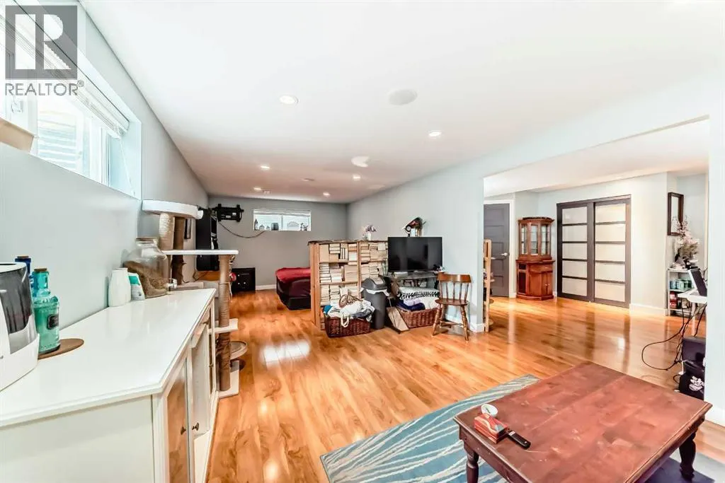 54 Cougarstone Mews SW