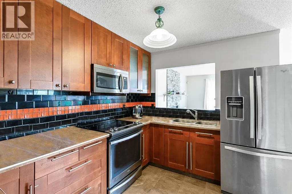 39 Edgeburn Crescent NW