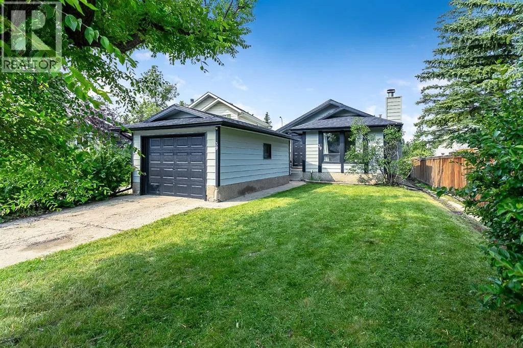 39 Edgeburn Crescent NW