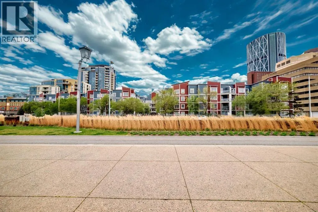 225, 333 Riverfront Avenue SE