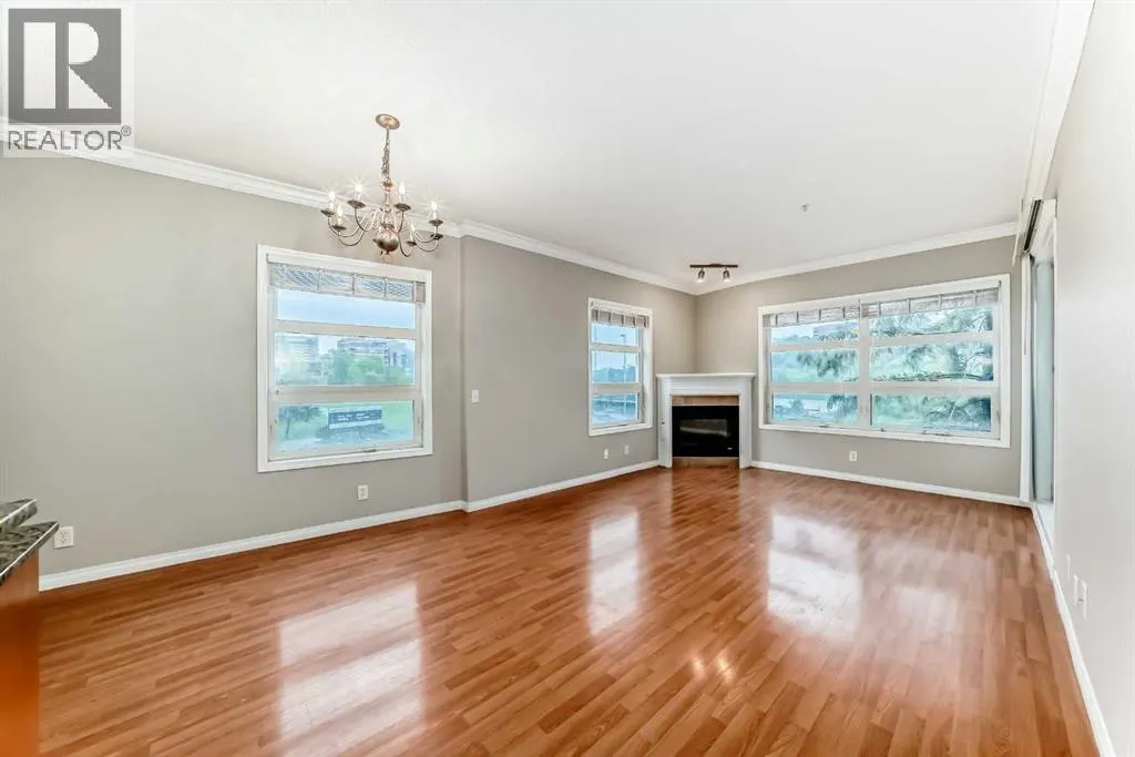 225, 333 Riverfront Avenue SE