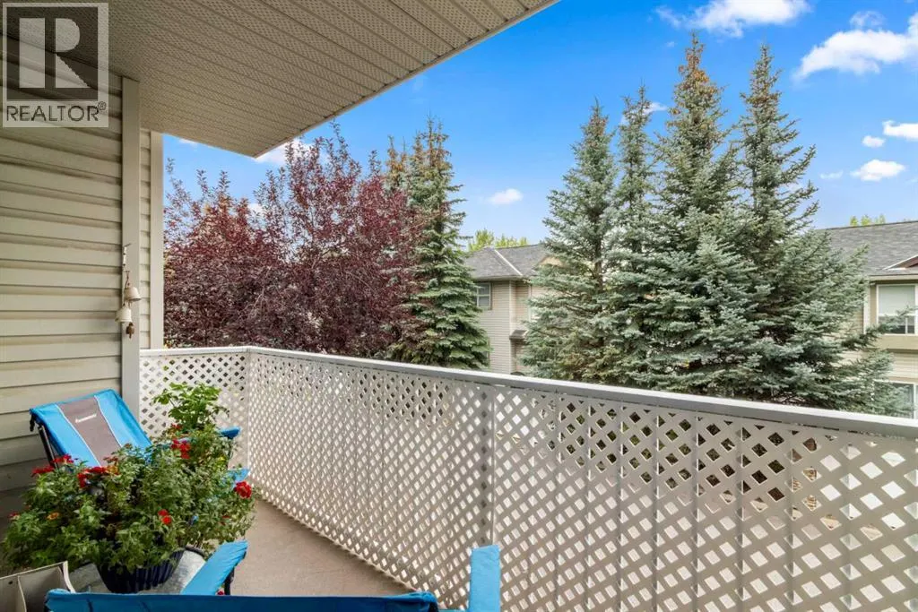 205, 7 Harvest Gold Manor NE