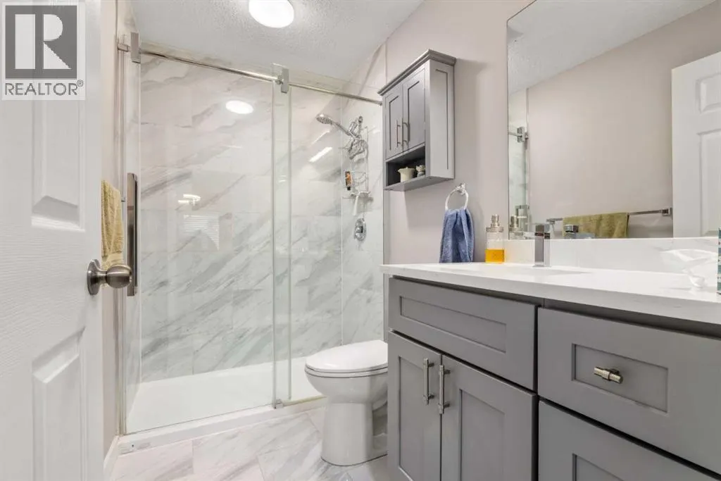 205, 7 Harvest Gold Manor NE