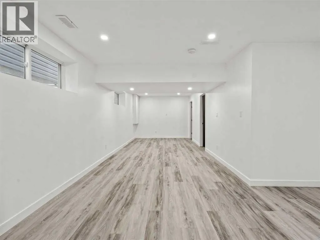 1322 New Brighton Park SE