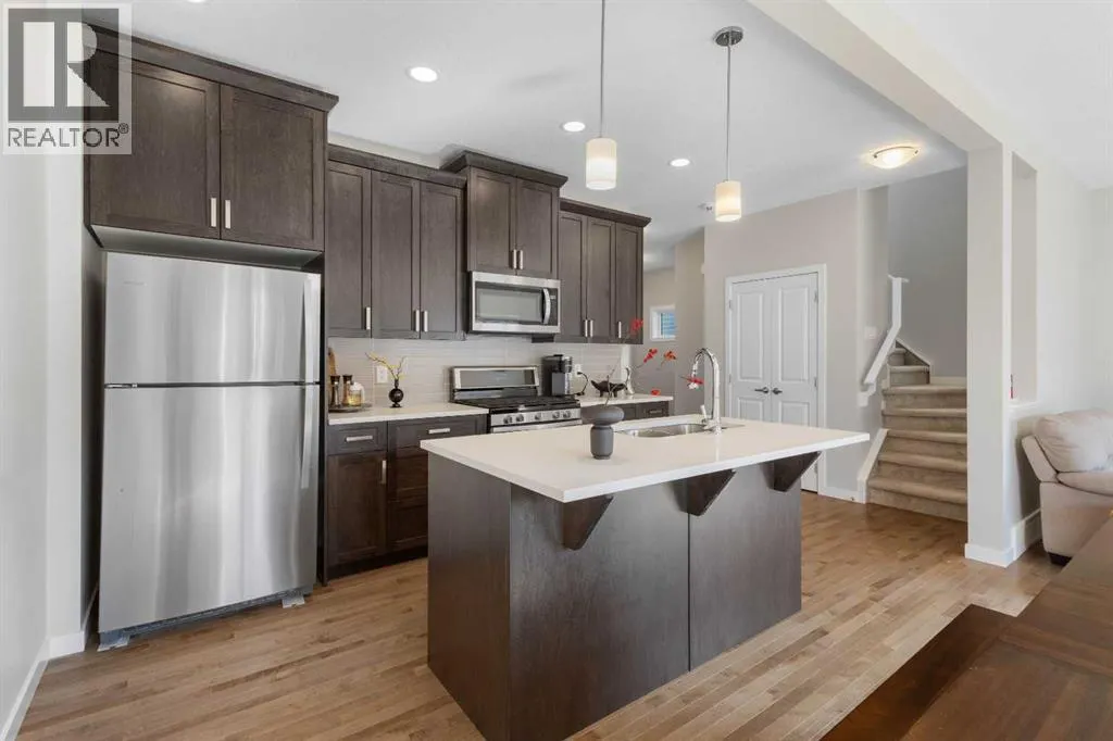 33 Walcrest Way SE