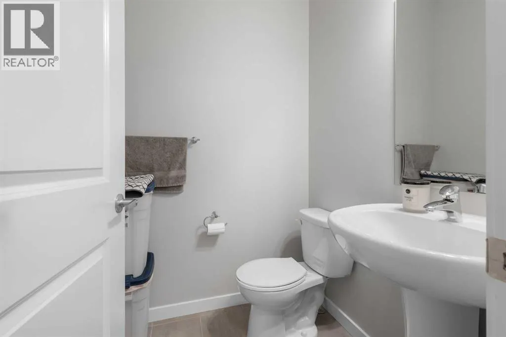 33 Walcrest Way SE
