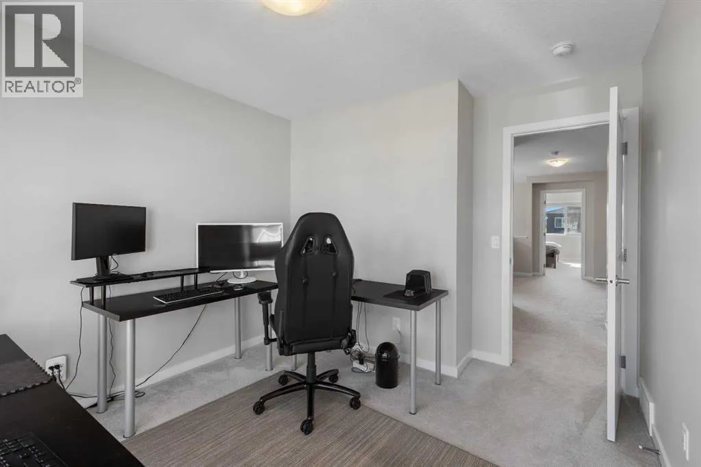 33 Walcrest Way SE