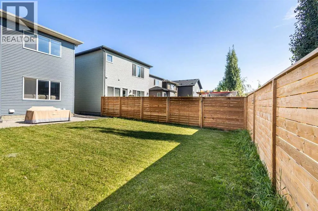 33 Walcrest Way SE