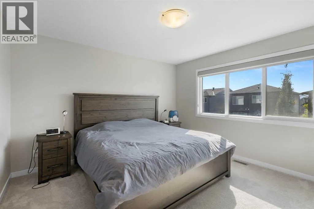33 Walcrest Way SE