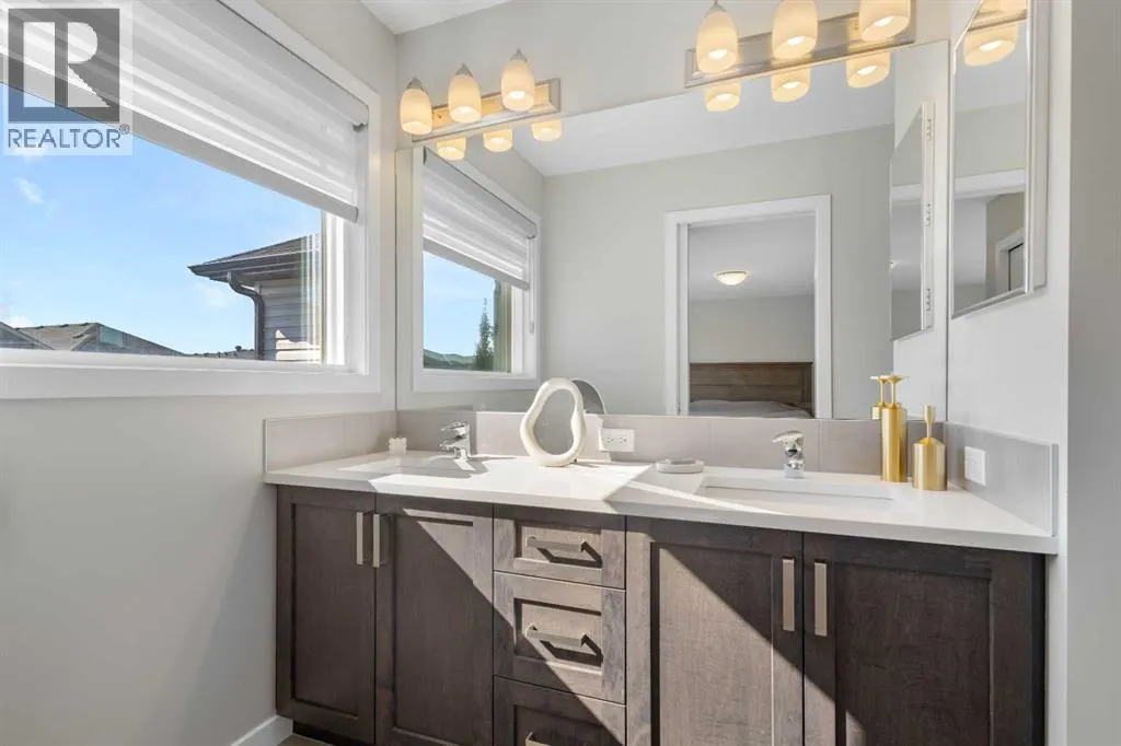 33 Walcrest Way SE