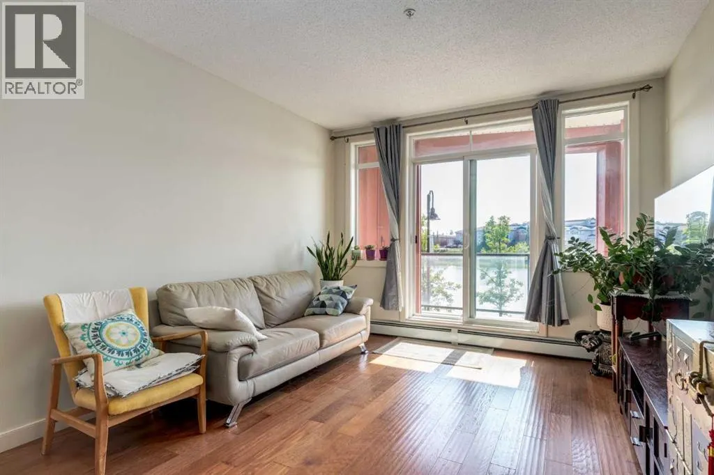 109, 162 Country Village Circle NE