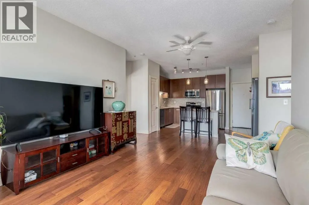 109, 162 Country Village Circle NE
