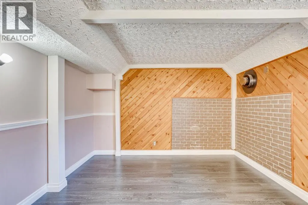 169 Silin Forest Road