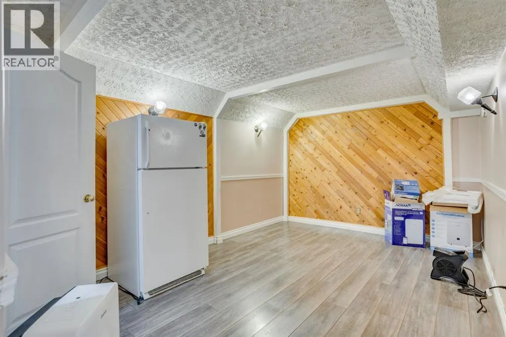 169 Silin Forest Road