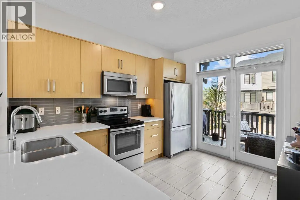 56 Walden Walk SE