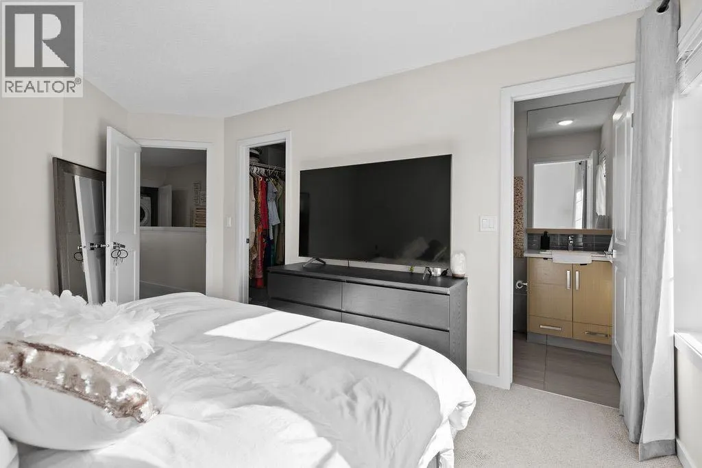 56 Walden Walk SE