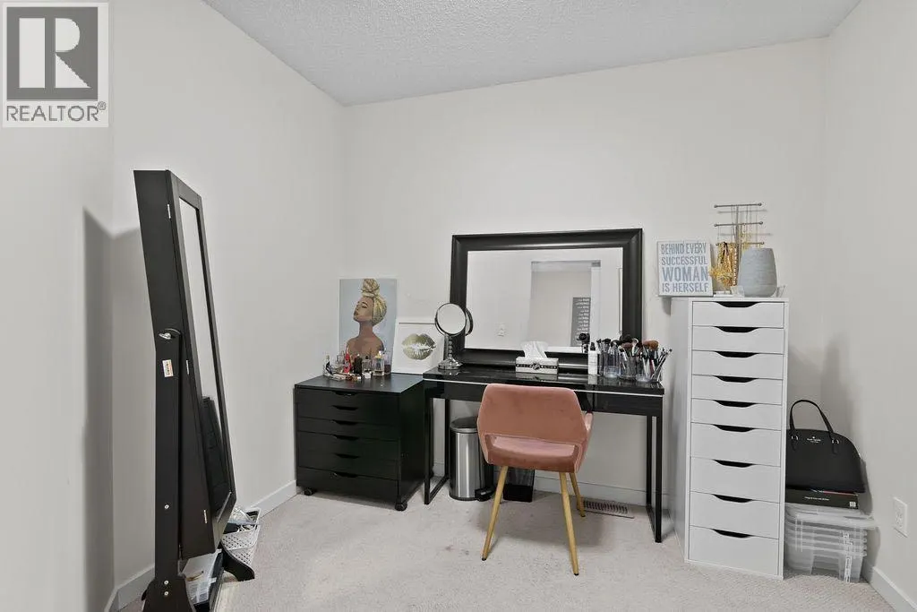 56 Walden Walk SE