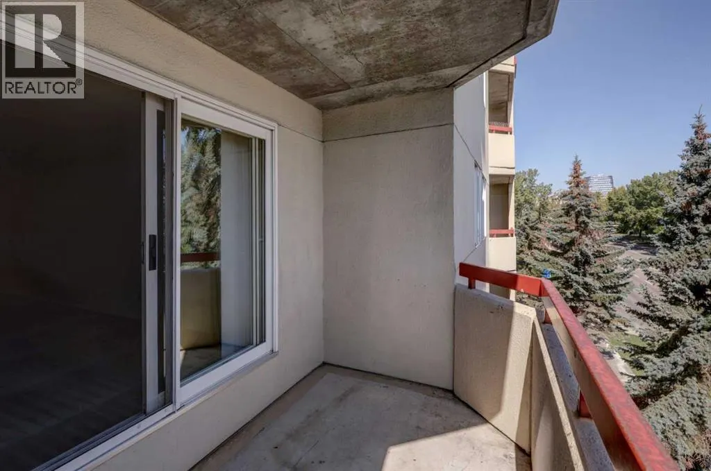 403, 2011 University Drive NW