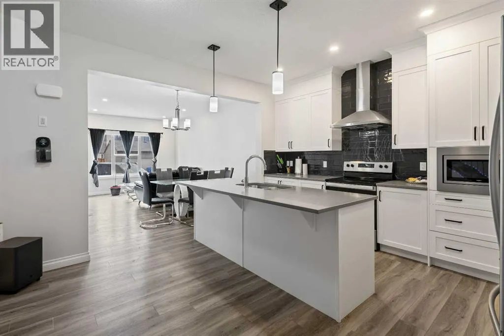 33 Homestead Crescent NE
