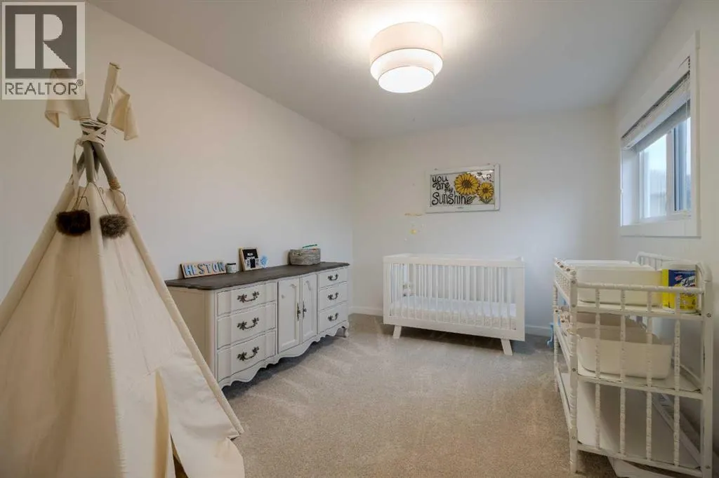 2202 Cedar Crescent