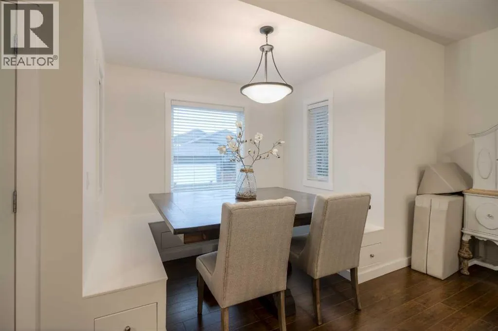 2202 Cedar Crescent
